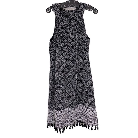 Emma & Michele Dresses & Skirts - Womens Clothing at Purple Jungle 11048